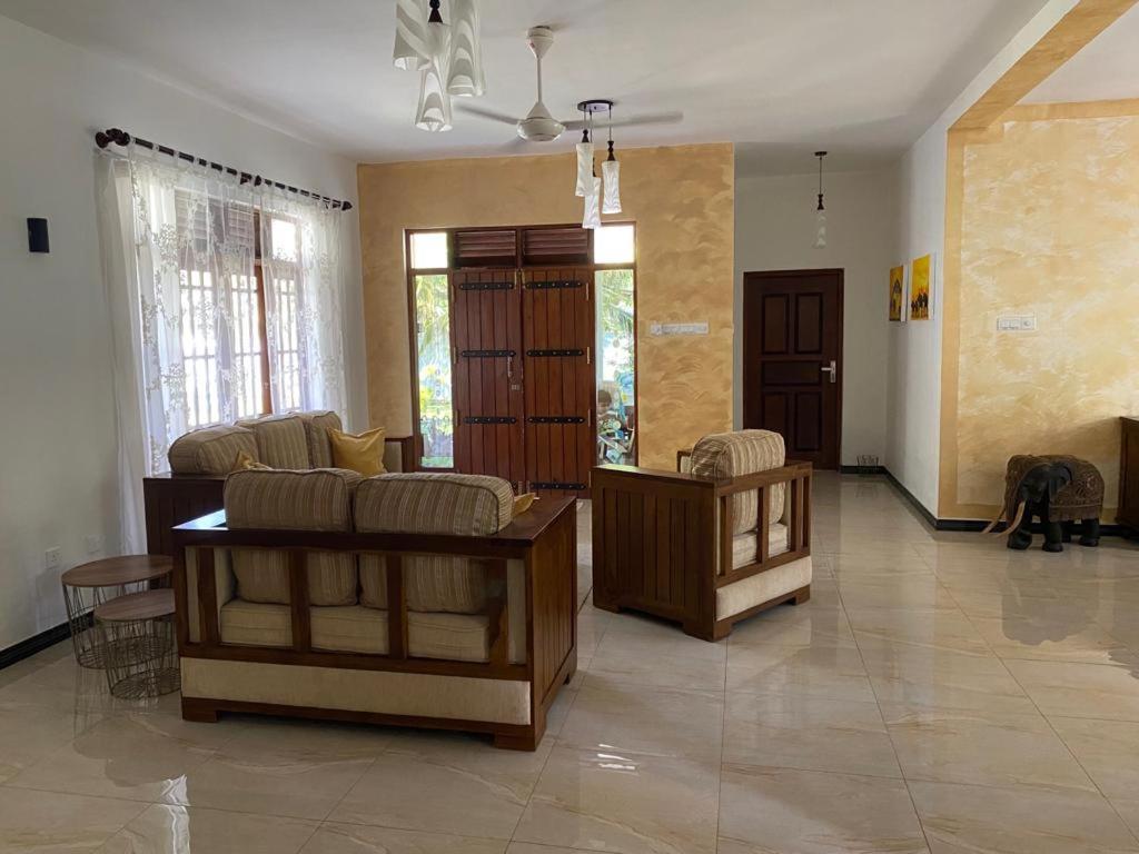 Villa Alex Берувала Экстерьер фото